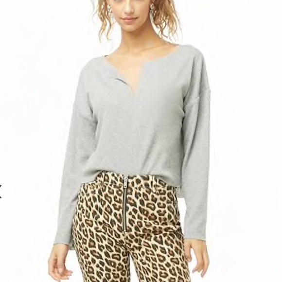 split neck knit top - Picture 2 of 4